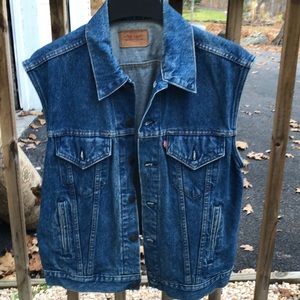 Woman’s Levi Strauss Denim Vest (truckers vest)